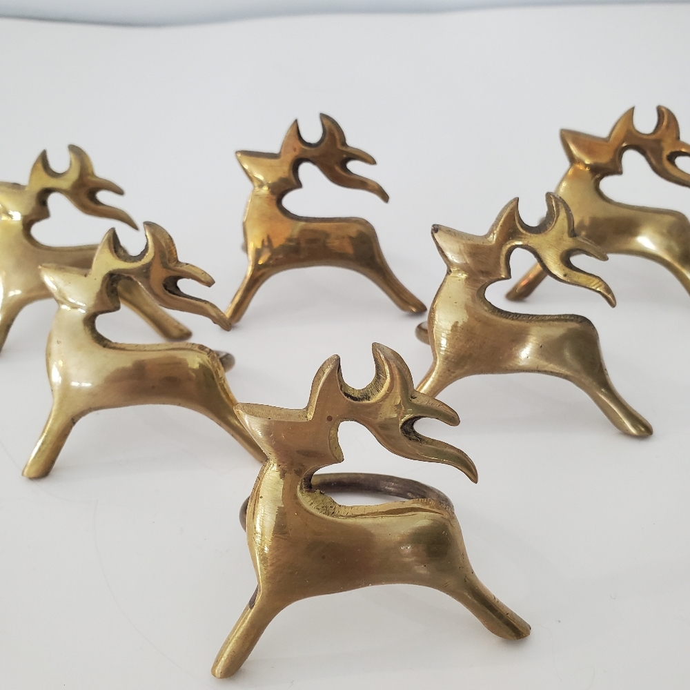 Vtg BRASS DEER REINDEER Lot Of 6 Napkin Rings Decor Aged Patina Dining Elegant